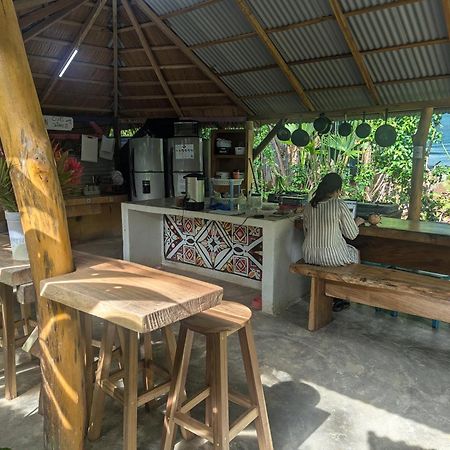 Tasty Dayz Hostel Puerto Viejo de Talamanca Ngoại thất bức ảnh