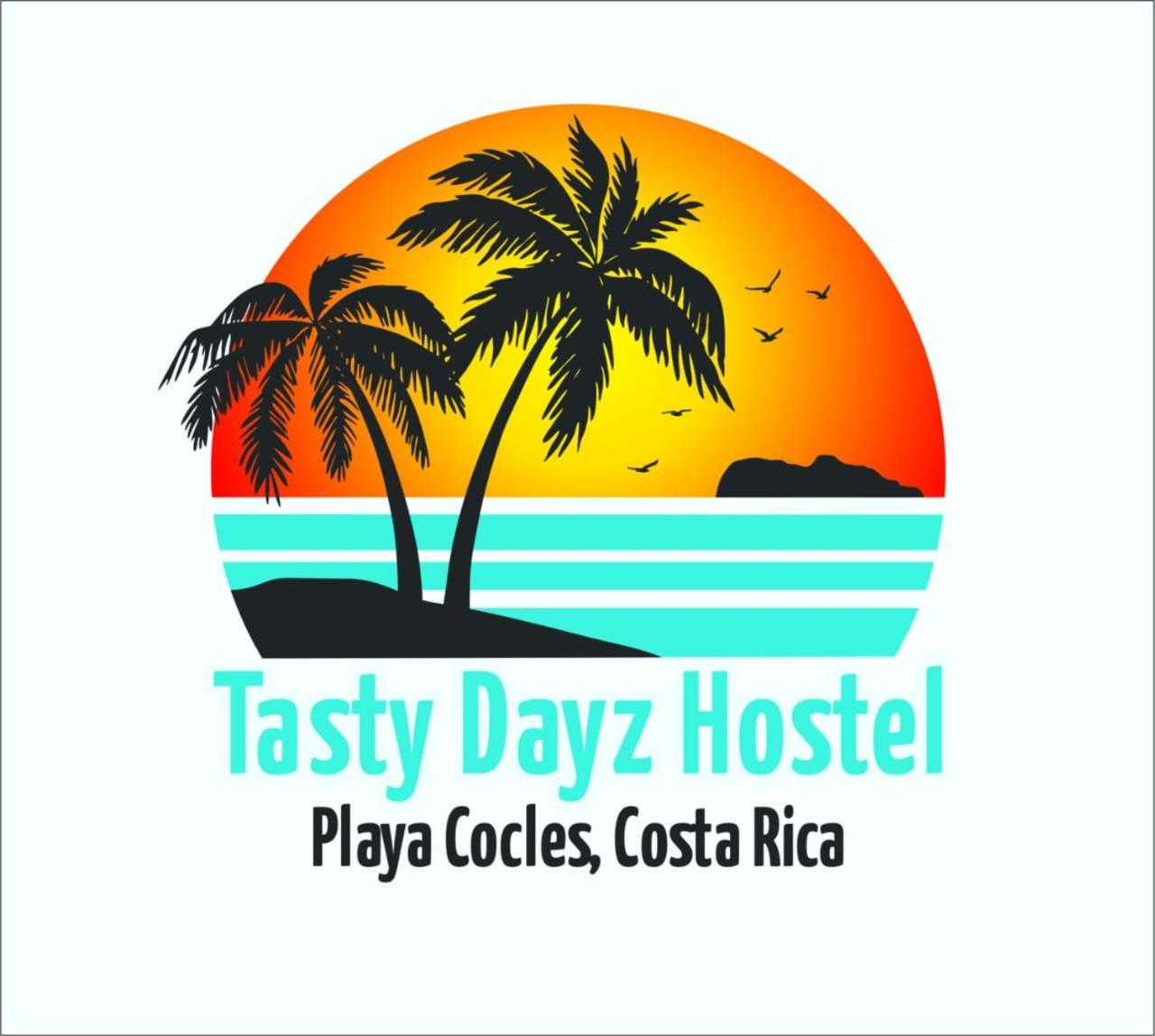 Tasty Dayz Hostel Puerto Viejo de Talamanca Ngoại thất bức ảnh