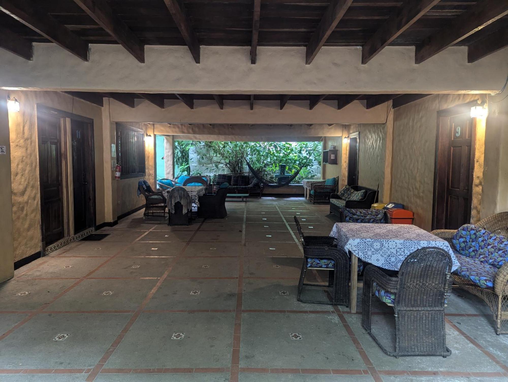 Tasty Dayz Hostel Puerto Viejo de Talamanca Ngoại thất bức ảnh