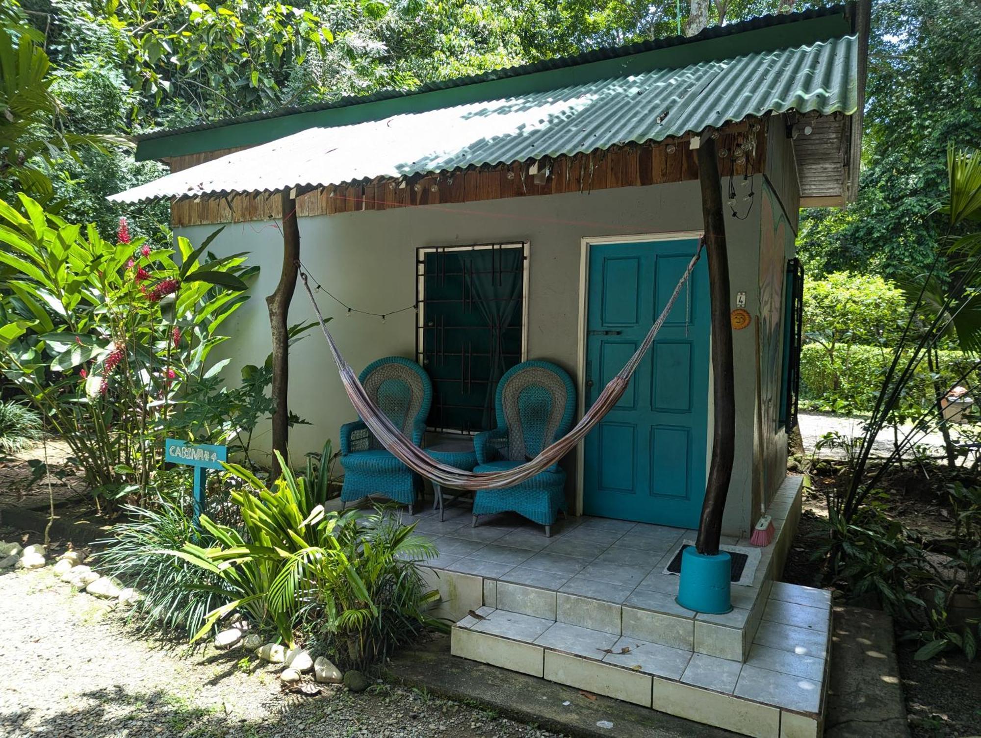 Tasty Dayz Hostel Puerto Viejo de Talamanca Ngoại thất bức ảnh