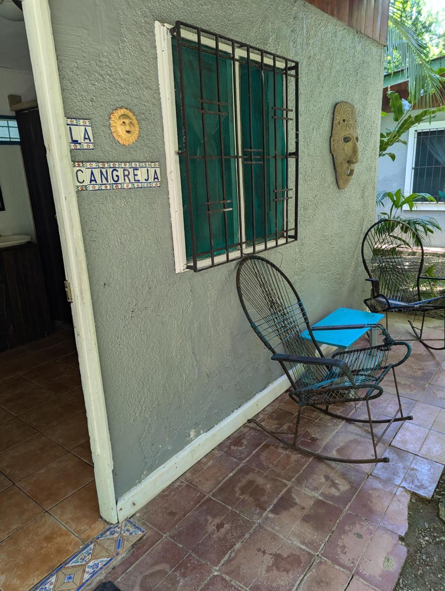 Tasty Dayz Hostel Puerto Viejo de Talamanca Ngoại thất bức ảnh